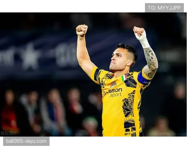 劳塔罗携手国米球迷共筑团结，球队凝聚力持续增强