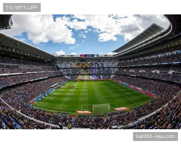 伯纳乌焕新首秀点燃球迷热情,西甲新篇章稳健启航 伯纳乌焕新首秀点燃球迷热情,西甲新篇章稳健启航