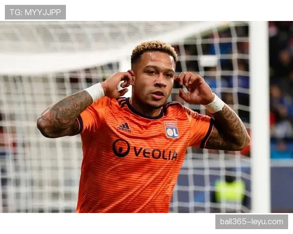 德佩巴萨生涯表现回顾:荷兰前锋效力期间状态与贡献分析 德佩巴萨生涯表现回顾:荷兰前锋效力期间状态与贡献分析