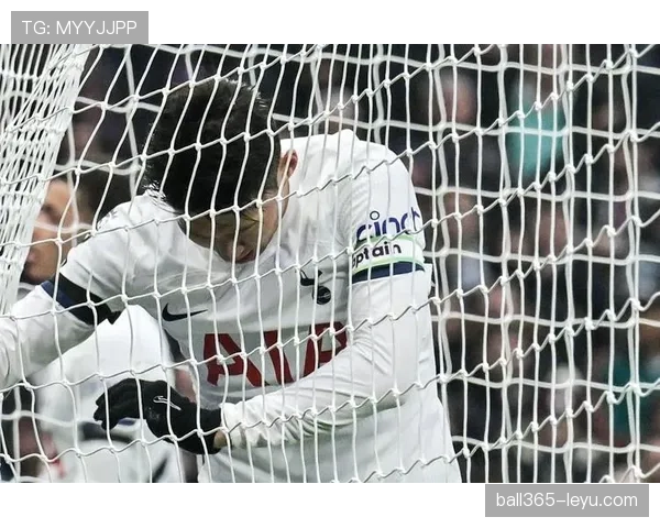 安东尼奥·吕迪格：斯图加特青训出身的强硬中卫解析